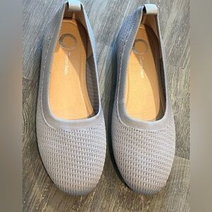 JOURNEE MARYANN BALLET FLATS IN KNIT FABRIC, SIZE 7.5